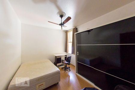 Quarto 2 de apartamento para alugar com 2 quartos, 78m² em Farroupilha, Porto Alegre