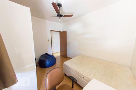 Quarto 2 de apartamento para alugar com 2 quartos, 78m² em Farroupilha, Porto Alegre