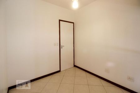 Quarto 1 de apartamento para alugar com 3 quartos, 75m² em Recreio dos Bandeirantes, Rio de Janeiro