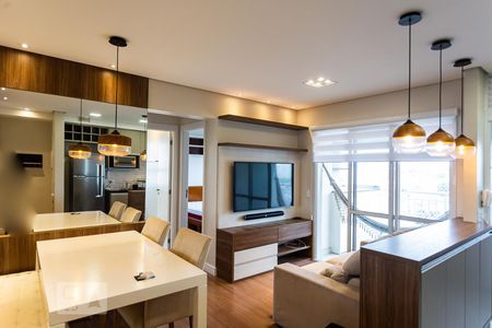 Sala de apartamento para alugar com 2 quartos, 54m² em Umuarama, Osasco