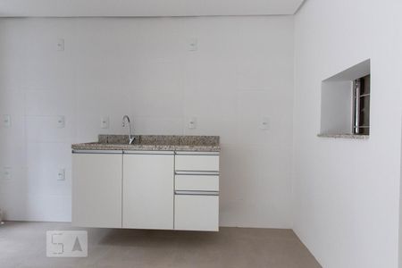 Cozinha de apartamento para alugar com 2 quartos, 77m² em Bela Vista, Porto Alegre