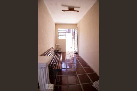 hall de entrada de casa à venda com 2 quartos, 250m² em Jardim dos Oliveiras, Campinas