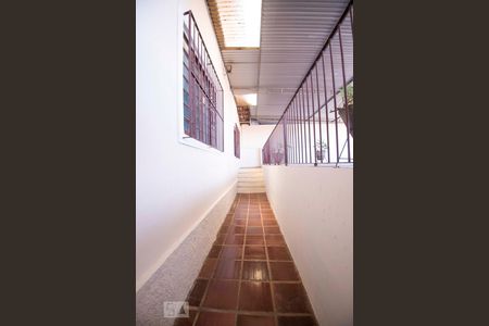 corredor de casa para alugar com 2 quartos, 250m² em Jardim dos Oliveiras, Campinas