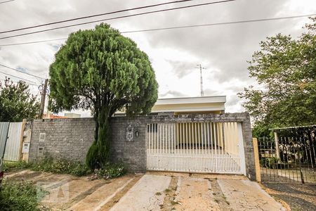 Fachada de casa à venda com 5 quartos, 296m² em Jardim Chapadão, Campinas
