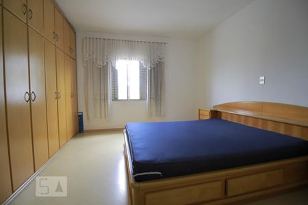 Quarto 1 de casa para alugar com 3 quartos, 120m² em Vila Yolanda, Osasco