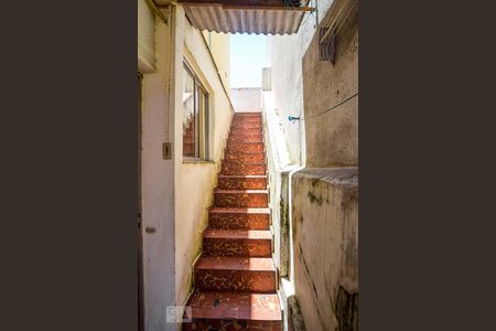 Escadas de casa à venda com 3 quartos, 120m² em Santa Paula, São Caetano do Sul