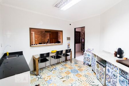 Casa à venda com 4 quartos, 290m² em Cristal, Porto Alegre