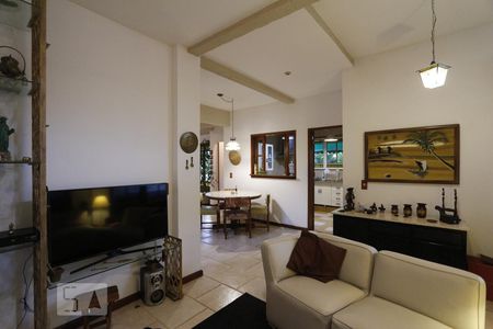 sala de casa à venda com 3 quartos, 340m² em Jacarepaguá, Rio de Janeiro