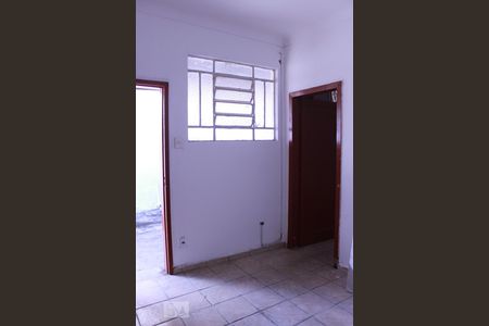 Casa para alugar com 2 quartos, 100m² em Prado, Belo Horizonte