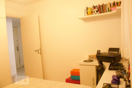 Quarto 01 de apartamento à venda com 2 quartos, 86m² em Barra da Tijuca, Rio de Janeiro