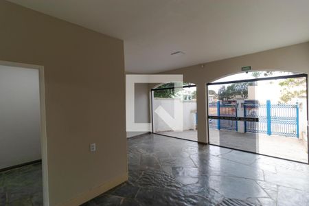 Salas de casa para alugar com 4 quartos, 313m² em Nova Campinas, Campinas