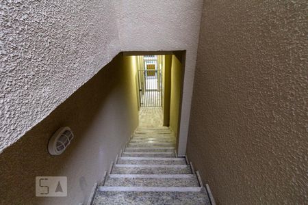 Entrada de apartamento para alugar com 1 quarto, 35m² em Jaguaribe, Osasco
