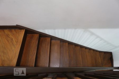 Escada de casa à venda com 3 quartos, 220m² em Bela Vista, São Paulo