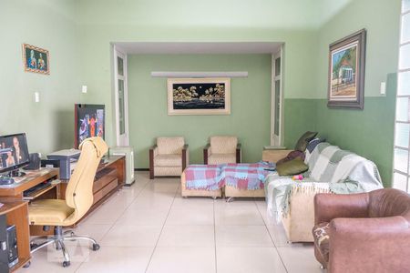 Sala 2 de casa à venda com 4 quartos, 370m² em Funcionários, Belo Horizonte