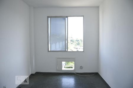 Quarto de apartamento para alugar com 1 quarto, 50m² em Taquara, Rio de Janeiro