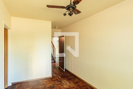 Sala de apartamento à venda com 3 quartos, 75m² em Cristal, Porto Alegre