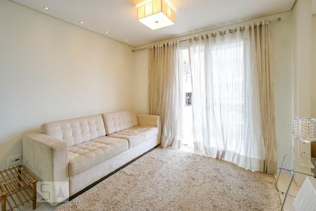 Sala de estar de apartamento para alugar com 2 quartos, 80m² em Vila Invernada, São Paulo