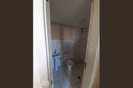 Banheiro de apartamento para alugar com 1 quarto, 41m² em Jardim Márcia, Campinas