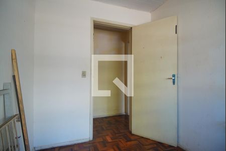 Quarto 2 de apartamento para alugar com 2 quartos, 48m² em Jardim Floresta, Porto Alegre