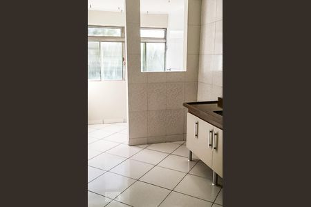 Cozinha de apartamento para alugar com 2 quartos, 54m² em Cidade das Flores, Osasco