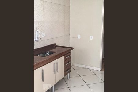 Cozinha de apartamento para alugar com 2 quartos, 54m² em Cidade das Flores, Osasco