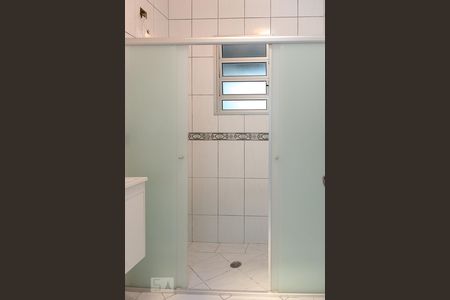 Banheiro Social de casa à venda com 2 quartos, 80m² em Rudge Ramos, São Bernardo do Campo