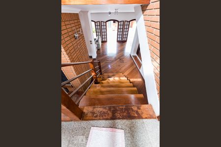 Hall de Entrada - Escada de casa para alugar com 4 quartos, 430m² em Parque Taquaral, Campinas