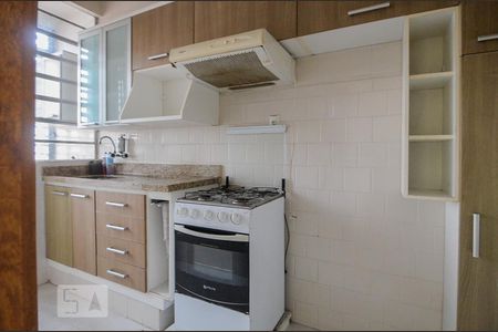Cozinha de apartamento para alugar com 1 quarto, 55m² em Farroupilha, Porto Alegre