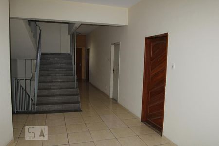 Condomínio de kitnet/studio para alugar com 1 quarto, 30m² em Botafogo, Rio de Janeiro