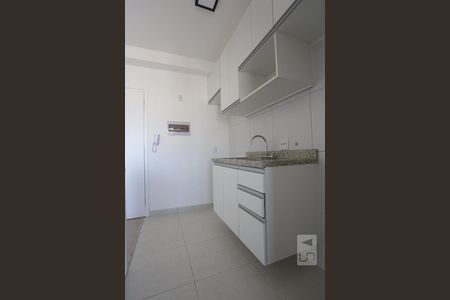 Cozinha de kitnet/studio para alugar com 1 quarto, 30m² em Vila Campesina, Osasco