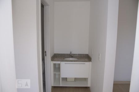 Banheiro Social de apartamento à venda com 3 quartos, 74m² em Taquara, Rio de Janeiro