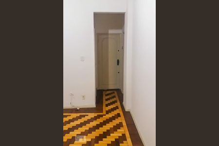 Sala de apartamento para alugar com 1 quarto, 47m² em Bonsucesso, Rio de Janeiro