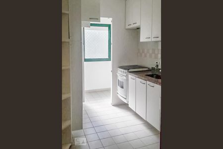 Cozinha de apartamento à venda com 2 quartos, 70m² em Alphaville Industrial, Barueri