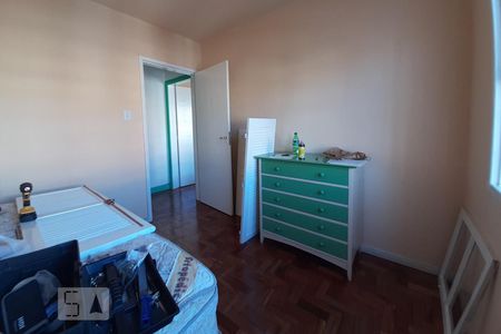Quarto 2 de apartamento para alugar com 3 quartos, 71m² em Santo Antônio, Porto Alegre