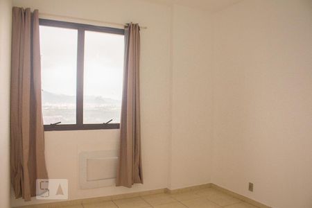 Quarto de apartamento à venda com 1 quarto, 68m² em Barra da Tijuca, Rio de Janeiro