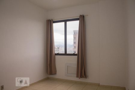 Quarto de apartamento à venda com 1 quarto, 68m² em Barra da Tijuca, Rio de Janeiro