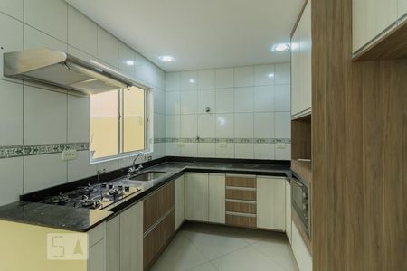 Cozinha de apartamento à venda com 2 quartos, 48m² em Jardim das Maravilhas, Santo André