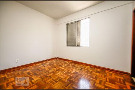 Suíte de apartamento para alugar com 3 quartos, 96m² em Sagrada Família, Belo Horizonte