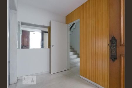 Casa para alugar com 4 quartos, 336m² em Aclimação, São Paulo