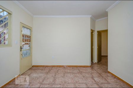 Sala de casa para alugar com 2 quartos, 60m² em Estoril, Belo Horizonte