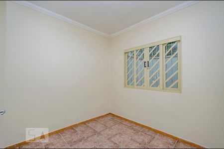 Quarto 2 de casa para alugar com 2 quartos, 60m² em Estoril, Belo Horizonte