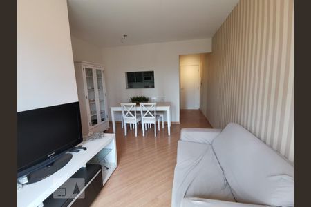 Sala de apartamento para alugar com 3 quartos, 64m² em Jardim Londrina, São Paulo