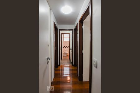 Corredor de apartamento à venda com 3 quartos, 107m² em Funcionários, Belo Horizonte