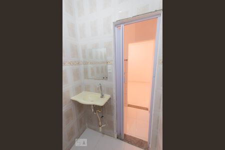 Banheiro de casa à venda com 1 quarto, 50m² em Jacarepaguá, Rio de Janeiro