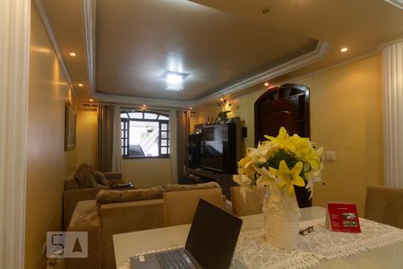 Sala de Estar de casa à venda com 3 quartos, 230m² em Cipava, Osasco