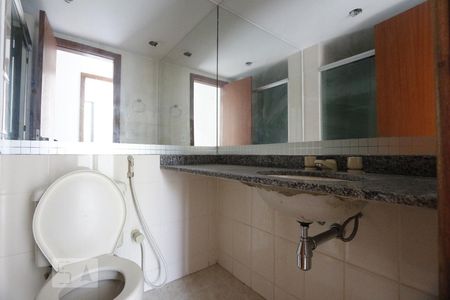 Banheiro Social de apartamento para alugar com 3 quartos, 84m² em Pechincha, Rio de Janeiro
