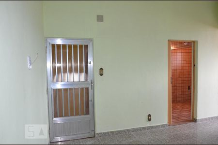 SALA de apartamento para alugar com 1 quarto, 45m² em Pilares, Rio de Janeiro