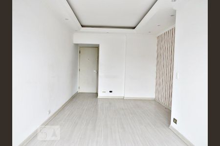 Sala de apartamento para alugar com 3 quartos, 73m² em Vila Gustavo, São Paulo