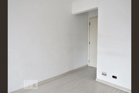 Sala de apartamento para alugar com 3 quartos, 73m² em Vila Gustavo, São Paulo