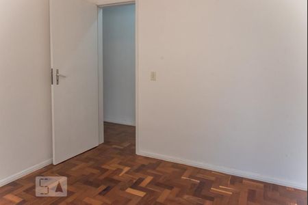 Quarto 1 de apartamento para alugar com 2 quartos, 60m² em Grajaú, Rio de Janeiro